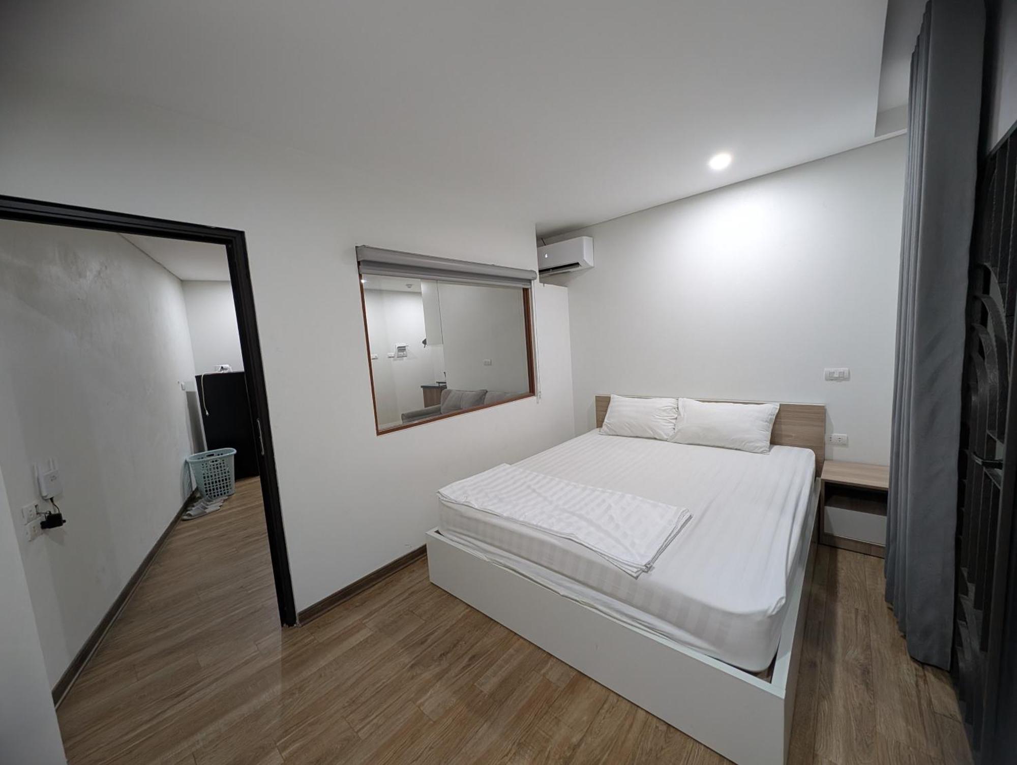 Era Apartment Lac Long Quan — Photos 1